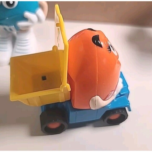 Lot of 6 Various Collectible M&M Figurines Candy Holders Easter Spring Dumptruck - Picture 4 of 6